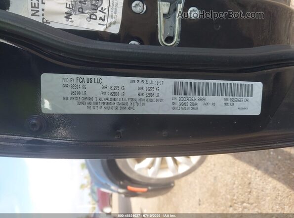2C3CCAEG8JH168020 2018 CHRYSLER 300 Black ძრავის განყოფილების ხედი