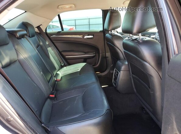 2C3CCAEG9KH528073 2019 CHRYSLER 300 Charcoal Vista de los asientos traseros