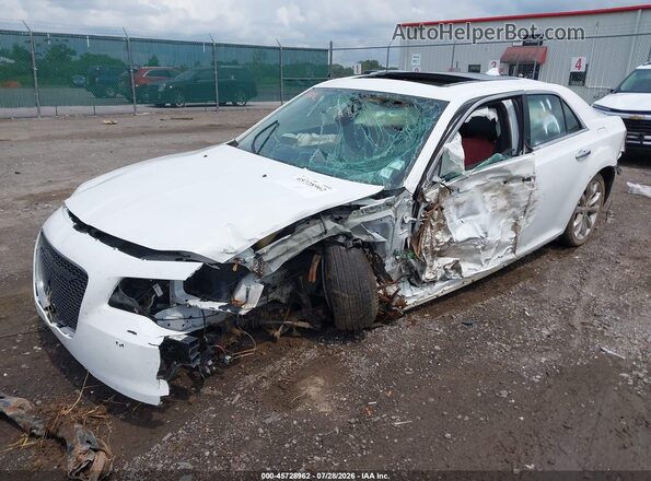 2C3CCAEGXHH570700 2017 CHRYSLER 300 Белый Передняя левая четверть