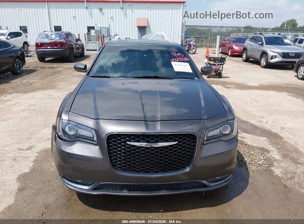 2C3CCAGG1JH204059 2018 CHRYSLER 300 Black Вид щитка приладів