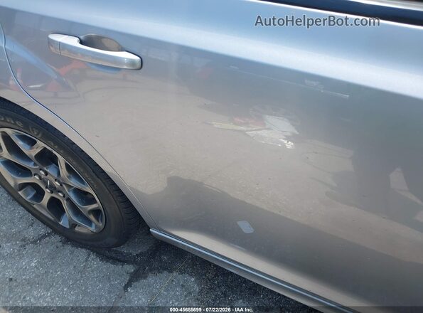 2C3CCAGG1JH296614 2018 CHRYSLER 300 Silver 