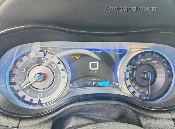 2C3CCAGG2JH293706 2018 CHRYSLER 300 Черный Вид щитка приборов