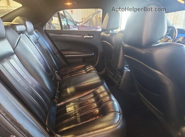 2C3CCAGG2KH631509 2019 CHRYSLER 300 Gray უკანა სავარძლების ხედი