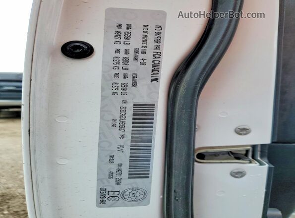 2C3CCAGG3JH293617 2018 CHRYSLER 300 White VIN կոդի պիտակի տեսք