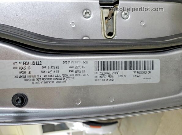 2C3CCAGG3JH293746 2018 CHRYSLER 300 Серебряный Вид подкапотного пространства