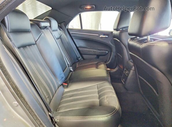 2C3CCAGG4GH182860 2016 CHRYSLER 300 Silver Հետևի նստատեղերի տեսք