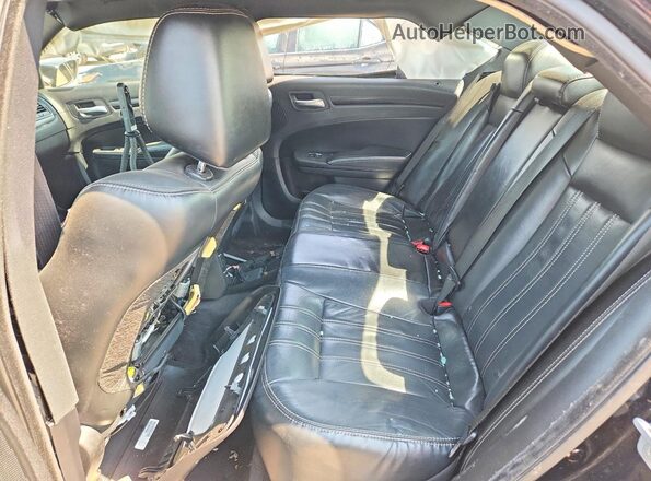 2C3CCAGG4GH248825 2016 CHRYSLER 300 Black უკანა სავარძლების ხედი