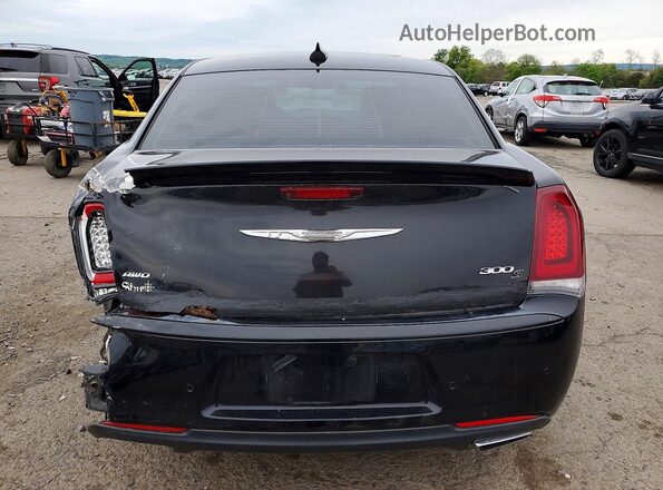 2C3CCAGG6JH141671 2018 CHRYSLER 300 Black Հետևի տեսք