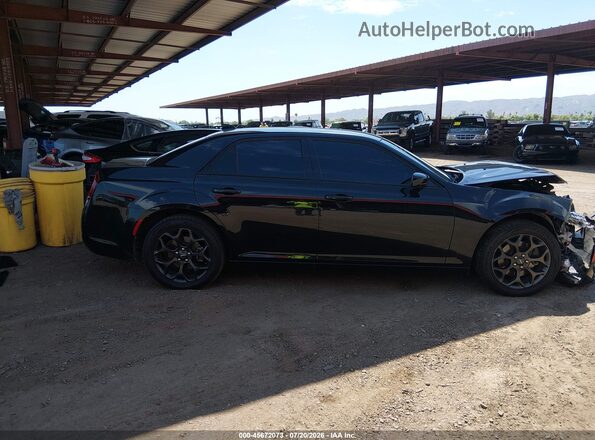 2C3CCAGG6KH569838 2019 CHRYSLER 300 Black Вид задньої частини салону