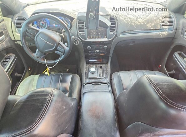 2C3CCAGG7HH527154 2017 CHRYSLER 300 Gray Widok deski rozdzielczej