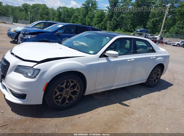 2C3CCAGG7JH202154 2018 CHRYSLER 300 White 