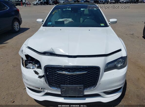2C3CCAGG7JH202154 2018 CHRYSLER 300 White 