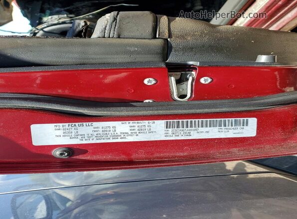 2C3CCAGG7JH331057 2018 CHRYSLER 300 Burgundy Vista del compartimento del motor
