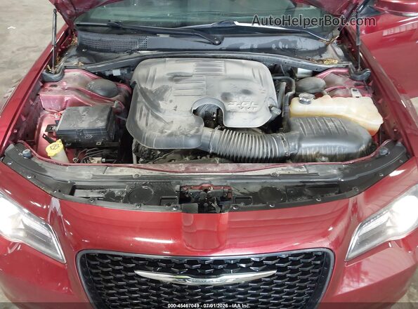 2C3CCAGG8JH268079 2018 CHRYSLER 300 Red Widok z tyłu