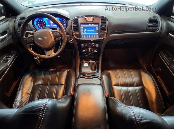 2C3CCAGG8KH648945 2019 CHRYSLER 300 Gray Вид панелі приладів