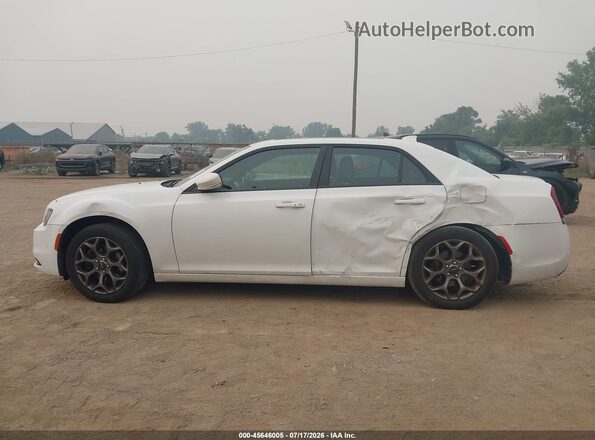 2C3CCAGGXGH244469 2016 CHRYSLER 300 White Widok wnętrza 360 stopni