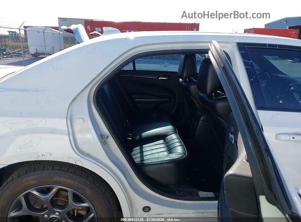 2C3CCAGGXJH181820 2018 CHRYSLER 300 Белый Вид наклейки с VIN-кодом