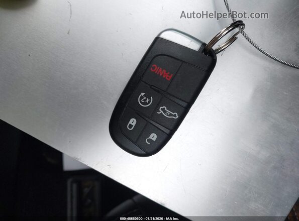 2C3CCAGGXLH154703 2020 CHRYSLER 300 White Вид панелі приладів