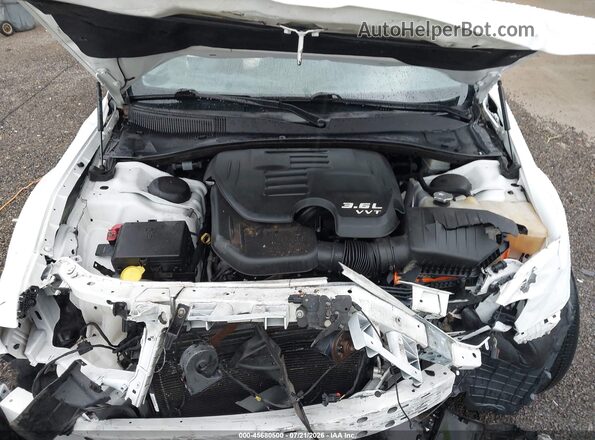 2C3CCAGGXLH154703 2020 CHRYSLER 300 White Вид ззаду