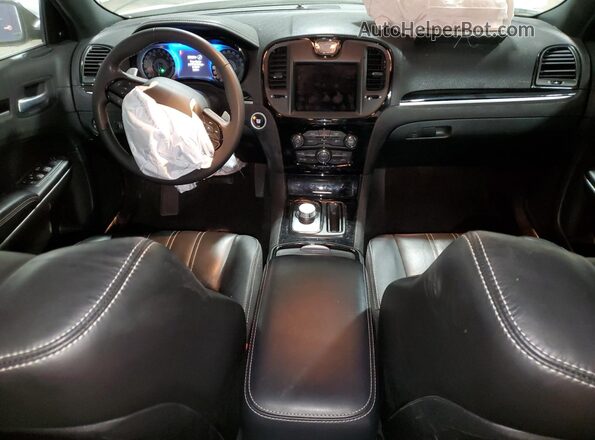 2C3CCAGGXPH588402 2023 CHRYSLER 300 White Dashboard view