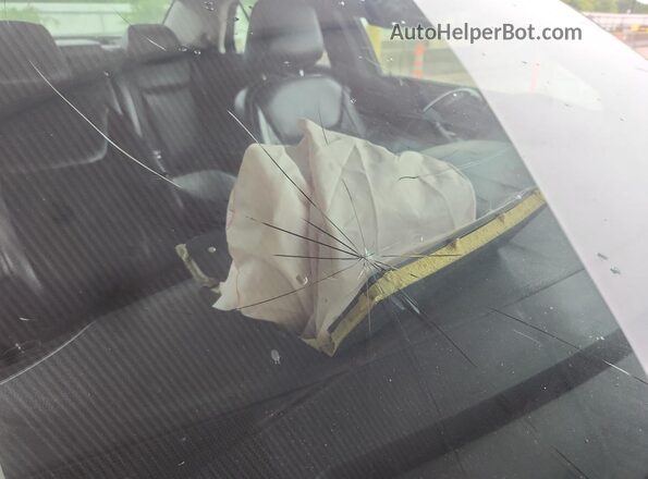 2C3CCAKG0LH124570 2020 CHRYSLER 300 White Vista de la etiqueta del VIN