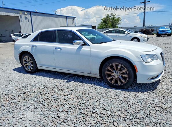 2C3CCAKG2JH177235 2018 CHRYSLER 300 Белый Передняя правая четверть