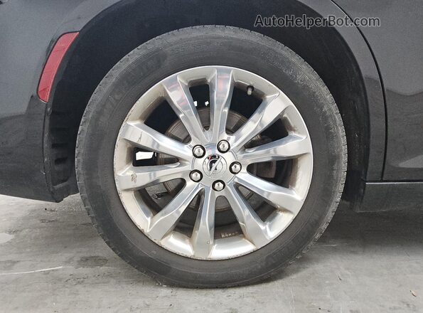 2C3CCAKG2KH556673 2019 CHRYSLER 300 Black 