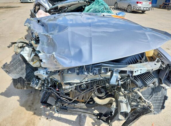 2C3CCAKG5HH565585 2017 CHRYSLER 300 Silver Вид задньої частини салону
