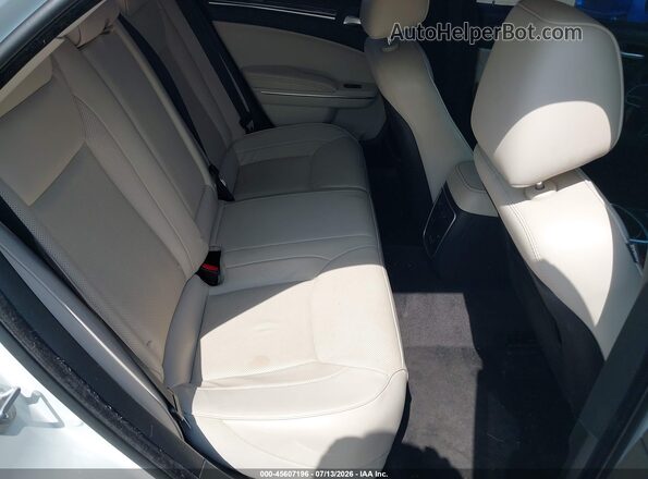 2C3CCAKG5JH160185 2018 CHRYSLER 300 Белый Вид наклейки с VIN-кодом