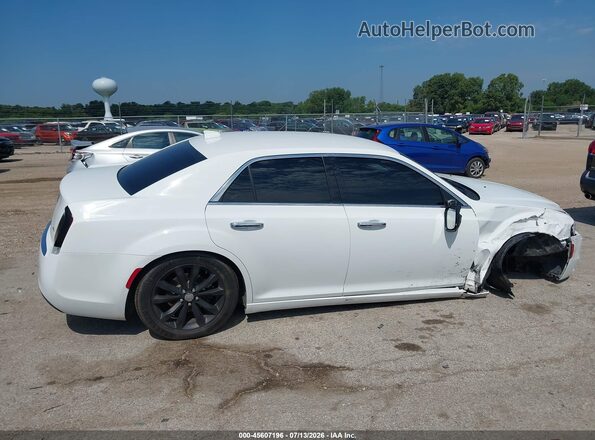 2C3CCAKG5JH160185 2018 CHRYSLER 300 Белый Панорамный вид салона 360°