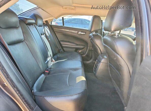 2C3CCAKG7GH106539 2016 CHRYSLER 300 Серый Вид задних сидений