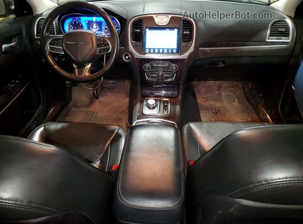 2C3CCAKG7KH634476 2019 CHRYSLER 300 Gray Vista del salpicadero
