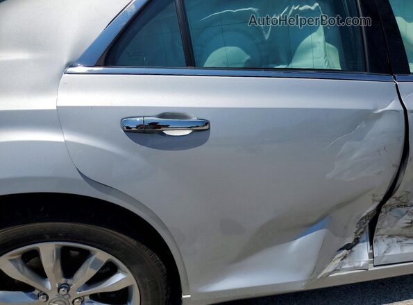 2C3CCAKG9KH627044 2019 CHRYSLER 300 Серебряный Вид задних сидений