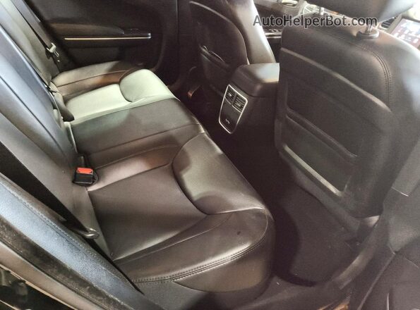 2C3CCARG1MH592427 2021 CHRYSLER 300 Черный Вид задних сидений