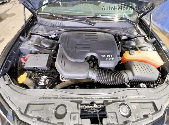 2C3CCARG1MH592427 2021 CHRYSLER 300 Черный Вид задней части салона