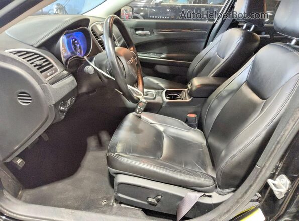 2C3CCARG1MH592427 2021 CHRYSLER 300 Черный Вид салона спереди