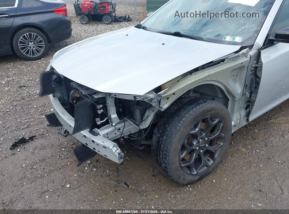 2C3CCARG5KH566491 2019 CHRYSLER 300 Silver Front view