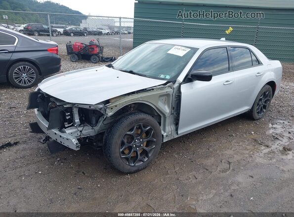 2C3CCARG5KH566491 2019 CHRYSLER 300 Silver Front left