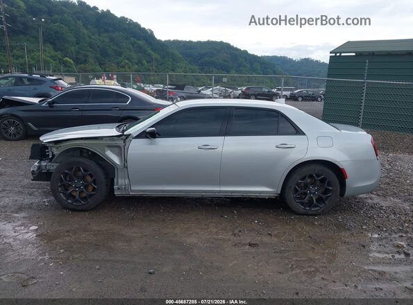 2C3CCARG5KH566491 2019 CHRYSLER 300 Silver 