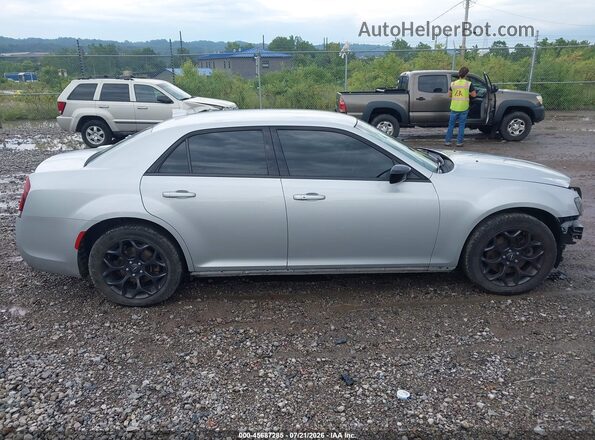 2C3CCARG5KH566491 2019 CHRYSLER 300 Silver 360 interior view
