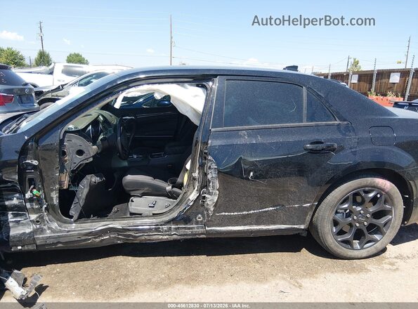 2C3CCARG6KH581212 2019 CHRYSLER 300 Черный 
