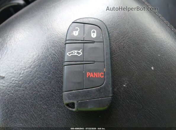 2C3CCARG7HH518970 2017 CHRYSLER 300 Black Vista del salpicadero