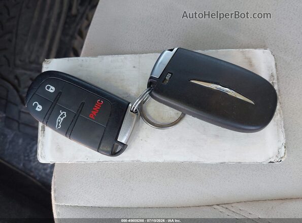 2C3CCARG9KH560452 2019 CHRYSLER 300 Dark Blue წინა პანელის ხედი