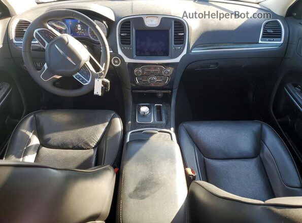 2C3CCASG8PH620691 2023 CHRYSLER 300 Белый Вид панели приборов