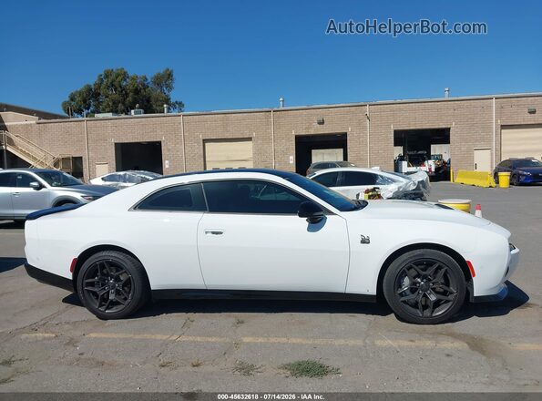 2C3CDAMP4TR219847 2026 DODGE CHARGER White უკანა სალონის ხედი