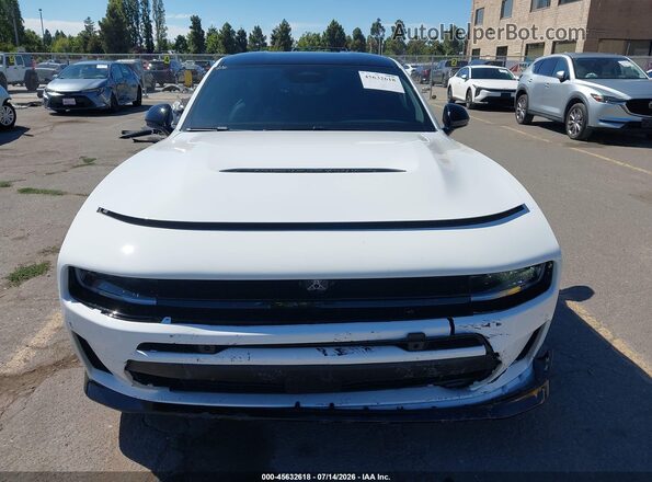 2C3CDAMP4TR219847 2026 DODGE CHARGER White ხელსაწყოთა პანელის ხედი