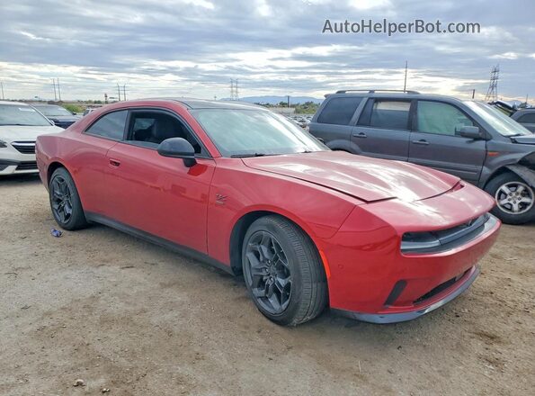 2C3CDBCK8SR543023 2025 DODGE CHARGER Красный Передняя правая четверть