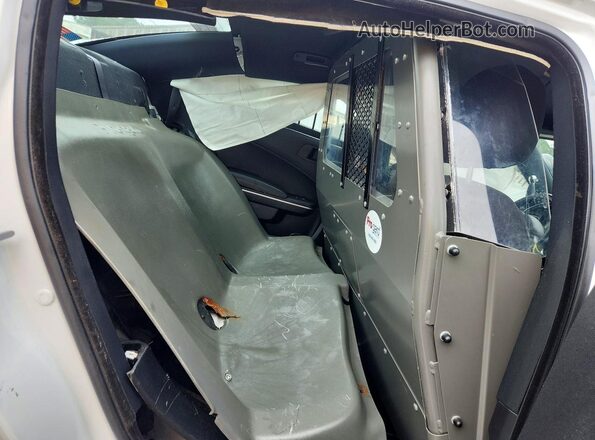 2C3CDXAT6KH592414 2019 DODGE CHARGER White Rear seats view