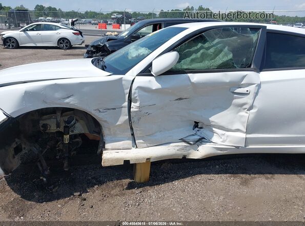 2C3CDXAT9GH155773 2016 DODGE CHARGER White Front view