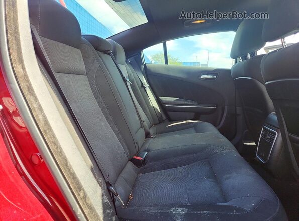 2C3CDXBG0KH640815 2019 DODGE CHARGER Burgundy Հետևի նստատեղերի տեսք